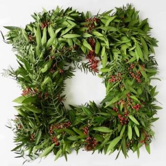 Bayleaf Square Wreath